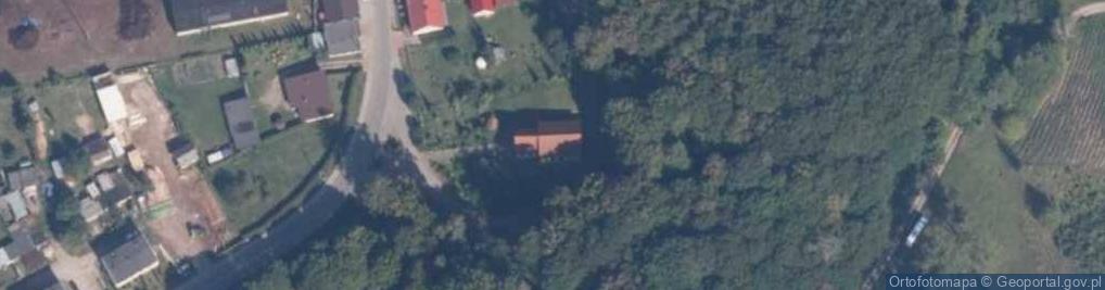 Zdjęcie satelitarne Kościół filialny św. Antoniego Padewskiego w Łubnie
