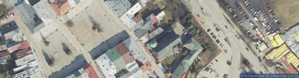 Zdjęcie satelitarne kościół i klasztor oo.Franciszkanów