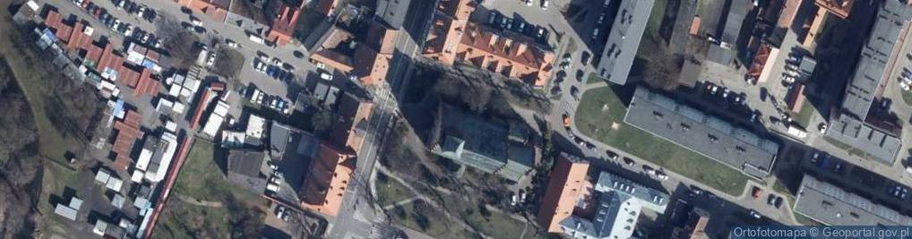 Zdjęcie satelitarne kościół św. Jana Chrzciciela