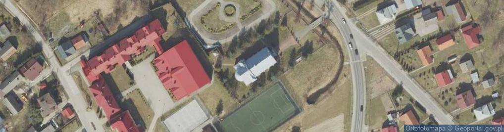 Zdjęcie satelitarne kościół św. Walentego i Narodzenia Najświętszej Maryi Panny