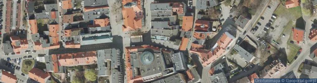 Zdjęcie satelitarne Biuro Organizacji Pogrzebów Requies M Brzeziński G Brzeziński i Brzezińska z Brzeziński