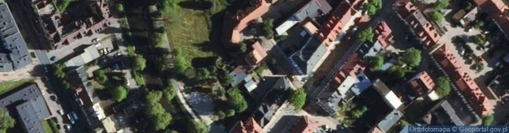 Zdjęcie satelitarne Dom pogrzebowy
