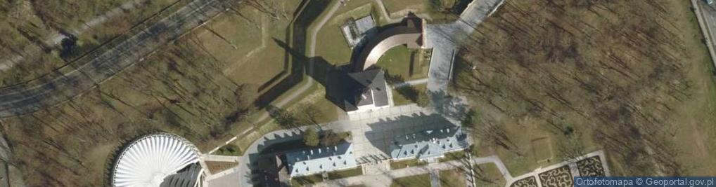 Zdjęcie satelitarne Wieża bramna (wartownicza)