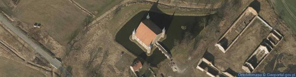 Zdjęcie satelitarne Zamek w Piotrowicach Świdnickich