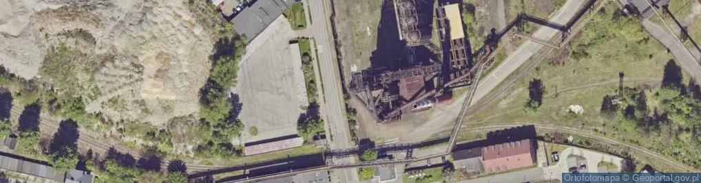 Zdjęcie satelitarne 206 Silesian Interurbans, 105N car, Nowy Bytom, steel works