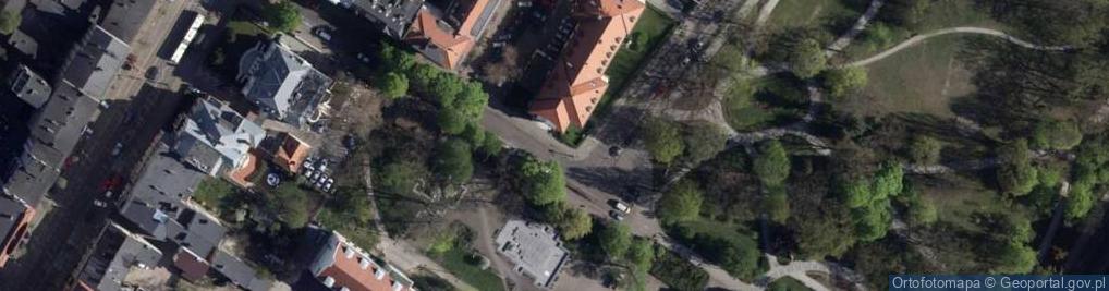 Zdjęcie satelitarne Akademia Muzyczna od ul Słowackiego