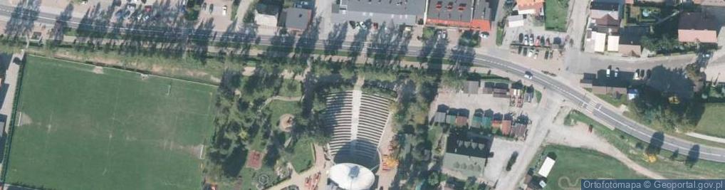 Zdjęcie satelitarne Amfiteatr w Brennej2