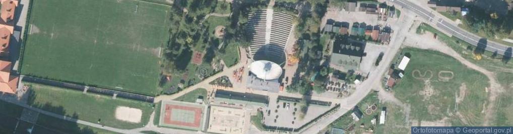 Zdjęcie satelitarne Amfiteatr w Brennej5