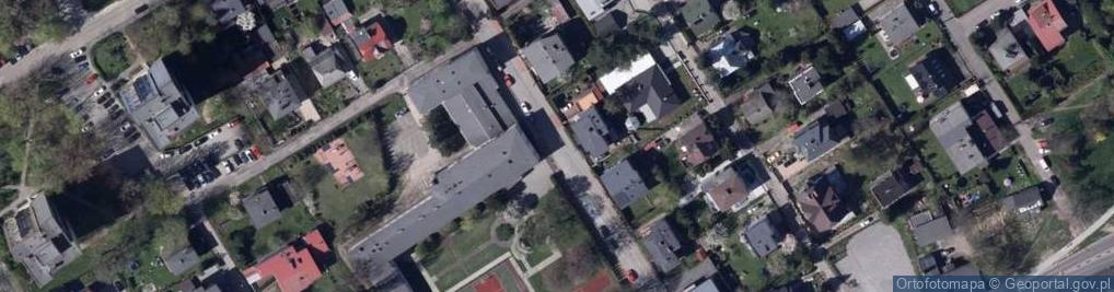 Zdjęcie satelitarne Bielsko-Biała, szkoła podstawowa nr 6