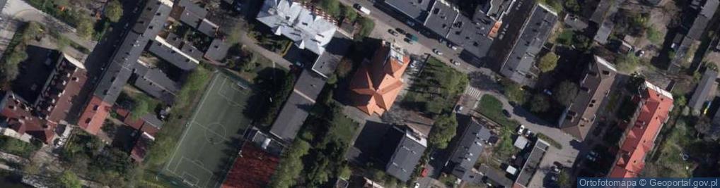 Zdjęcie satelitarne Bydgoszcz Kościół św Wojciecha wnętrze