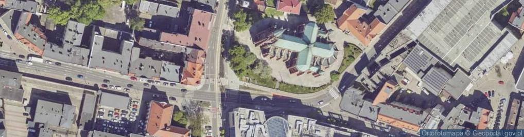 Zdjęcie satelitarne Bytom - Kościół pw. Świętej Trójcy 02