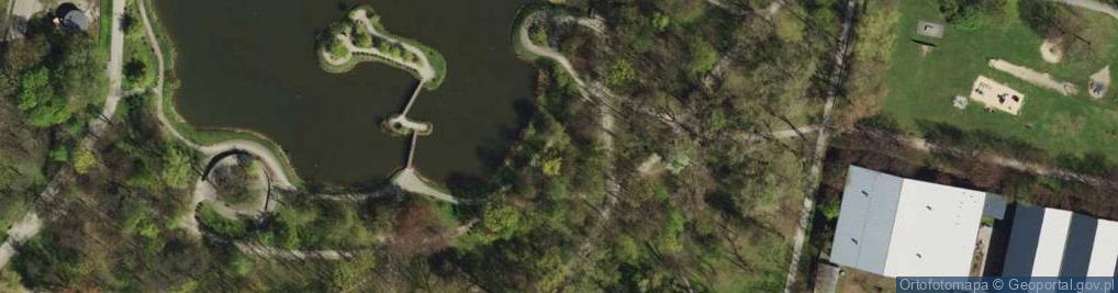 Zdjęcie satelitarne Bytom - Pond in park 01