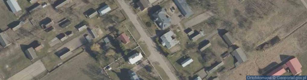 Zdjęcie satelitarne Cerkiew w Starym Korninie front view
