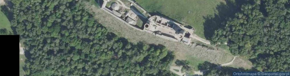 Zdjęcie satelitarne Checiny zamek 1