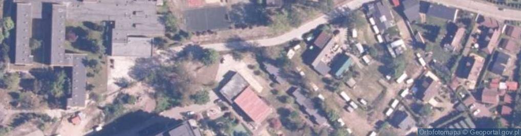 Zdjęcie satelitarne Church in dabki poland