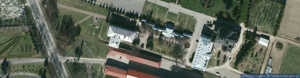 Zdjęcie satelitarne Church Miejsce Piastowe Michalici. 0