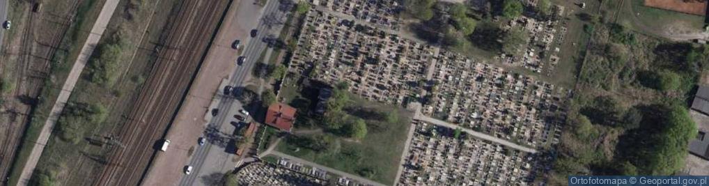 Zdjęcie satelitarne Cmentarz ewang-augsburski Bydgoszcz kaplica