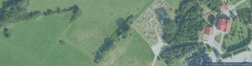 Zdjęcie satelitarne Cmentarz wojenny w Laskowej 5