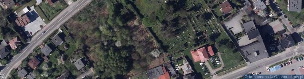 Zdjęcie satelitarne Cmentarz żydowski Bielsko-Biała - współczesny nagrobek
