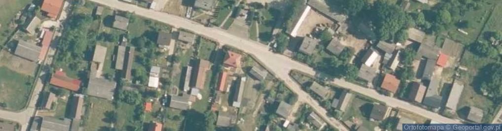 Zdjęcie satelitarne Czarnca szkola