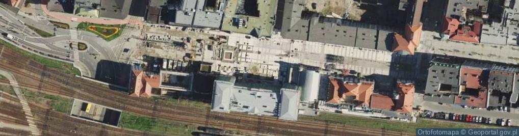 Zdjęcie satelitarne Detal na budynku starego dworca w Katowicach