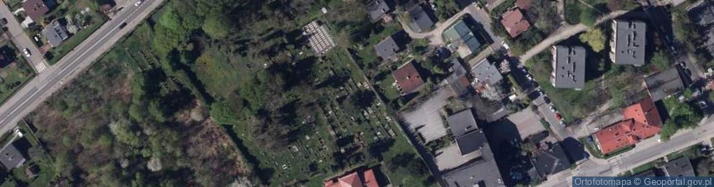 Zdjęcie satelitarne Emil Rosenbaum grave