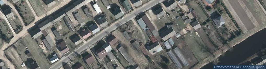 Zdjęcie satelitarne Figurka Jana Nepomucena w kapliczce w Rudzienku (powiat otwocki)