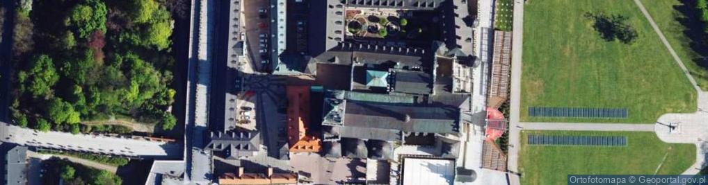 Zdjęcie satelitarne Fragment fortyfikacji widziany z wieży