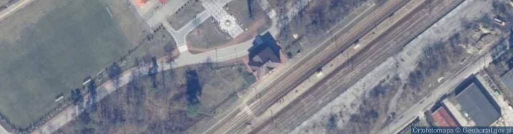 Zdjęcie satelitarne Garbatka Letnisko stacja kolejowa