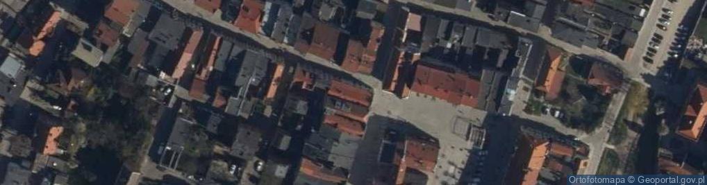 Zdjęcie satelitarne Gniew adaptowany hotelik