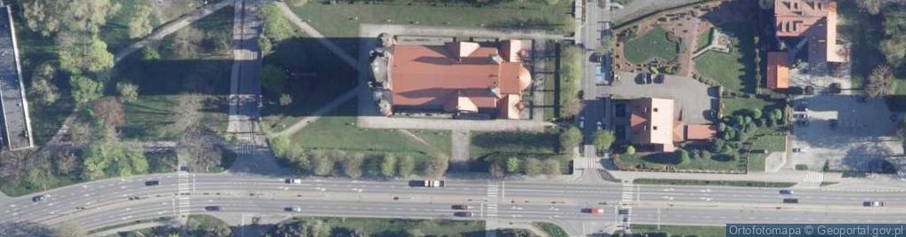Zdjęcie satelitarne Inowroclaw, kosciol Zwiastowania NMP 3