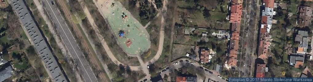 Zdjęcie satelitarne Juniperus in Park im. Stefana Żeromskiego in Warsaw