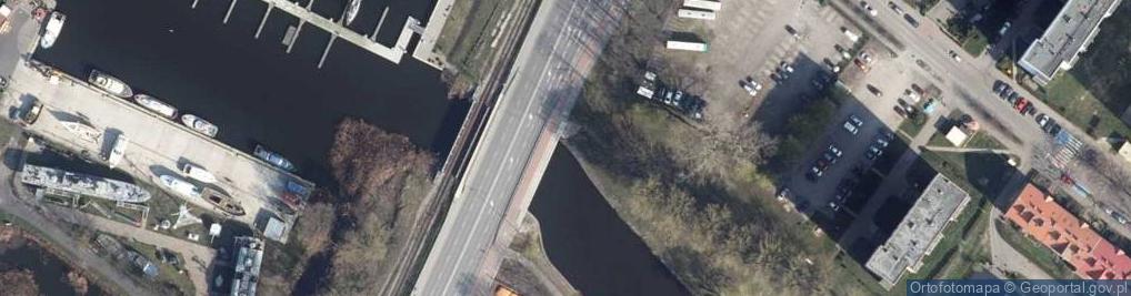 Zdjęcie satelitarne Kanał Drzewny most na Solnej Kołobrzeg