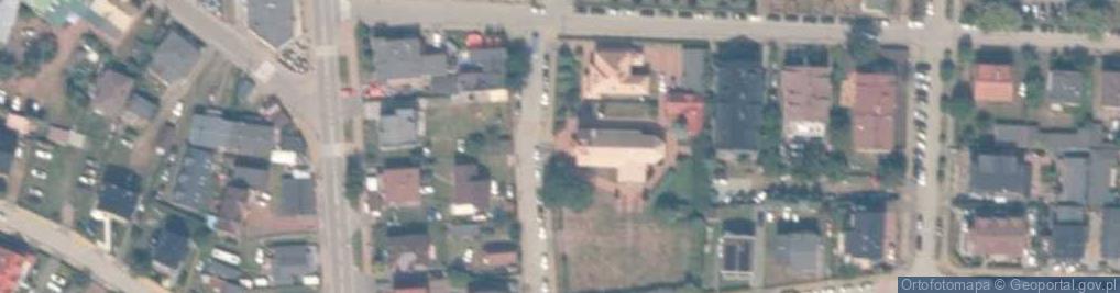 Zdjęcie satelitarne Karwia - Saint Anthony of Padua church - Cross 01