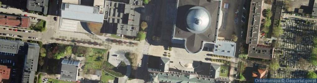 Zdjęcie satelitarne Katowice - Katedra - Ołtarz i prezbiterium 01