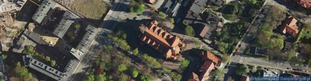 Zdjęcie satelitarne Katowice - Kościół Św. Piotra i Pawła - Witraż 01A