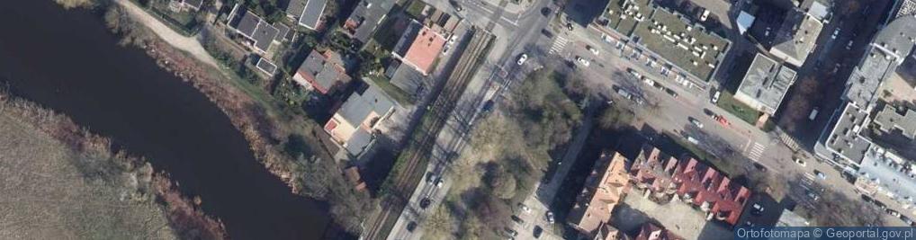 Zdjęcie satelitarne Kołobrzeg - linia kolejowa nr 402 most