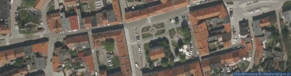 Zdjęcie satelitarne Kolumna Maryjna na rynku w Pyskowicach