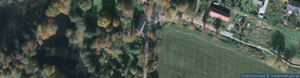 Zdjęcie satelitarne Konczyce Wlk widok na kosciol