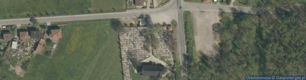 Zdjęcie satelitarne Koszęcin kościół św. Trójcy ołtarz 10.05.09 p