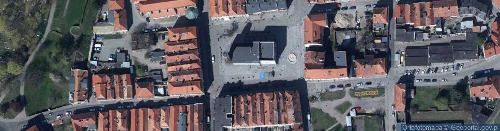 Zdjęcie satelitarne Kozuchow mury