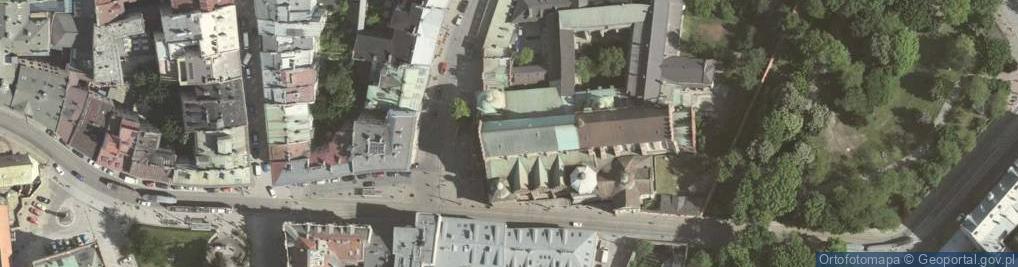 Zdjęcie satelitarne Krakov, Stare Miasto, interiér kostela svaté Trojice