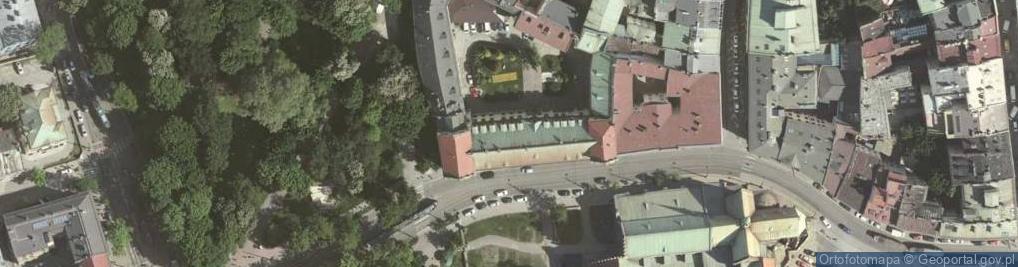 Zdjęcie satelitarne Krakow Archbishop's Palace courtyard, 3 Franciszkanska street,Old Town Krakow, Poland