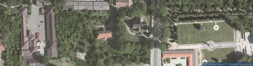 Zdjęcie satelitarne Krakow Mogila kosciol sw Bartlomieja 20080309 1224 2636