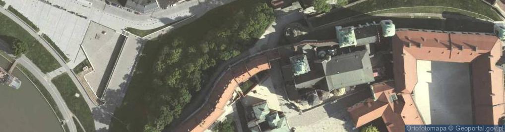 Zdjęcie satelitarne Kraków - Wawel - Cathedral Museum 01