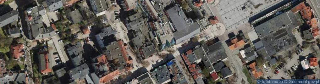 Zdjęcie satelitarne Krzywy Domek w Sopocie oficyna