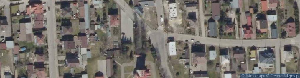Zdjęcie satelitarne Lapy - Kosciol p.w. sw. Piotra i Pawla