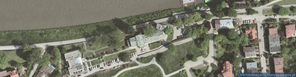 Zdjęcie satelitarne Lasocki Palace, 18 Tyniecka street, Debniki Krakow,Poland