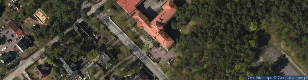 Zdjęcie satelitarne Liceum im. J. Słowackiego w Otwocku - 1