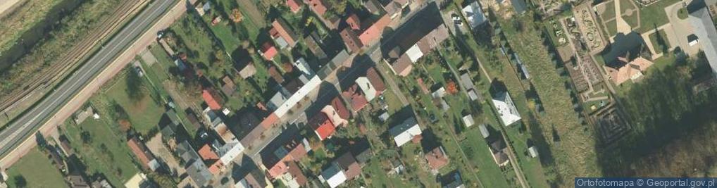 Zdjęcie satelitarne Lodowisko